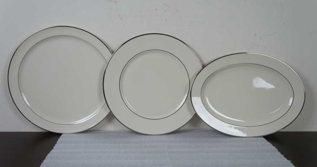 Pc Lot Lenox Presidential Collection Montclair China Platinum Dinner