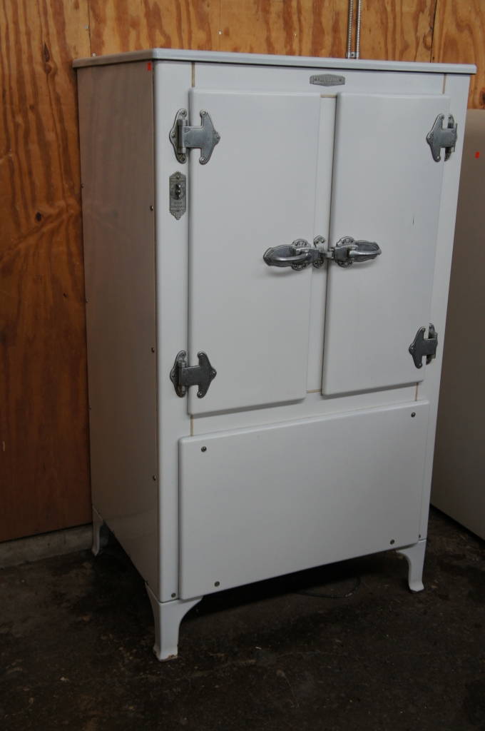 Rare Antique 1920s Frigidaire Ap-7 Refrigerator Ice Box Porcelain 