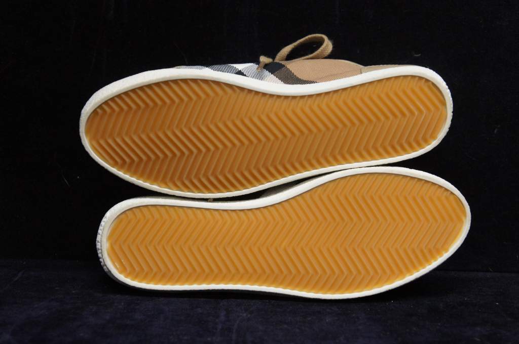 Burberry Womens Nova Check Tennis Shoes Plaid Tan Canvas Size 38 ...