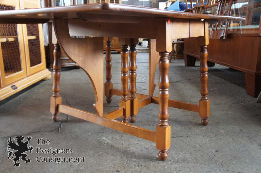 heywood wakefield maple dining table