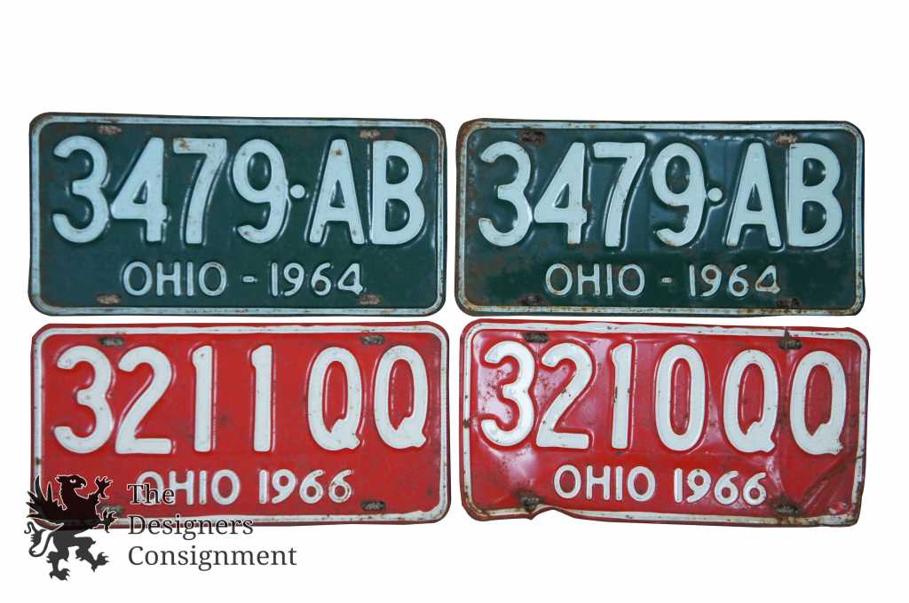 Lot of 32 Vintage Ohio License Plates Car Vehicle 1960s 1970s US American