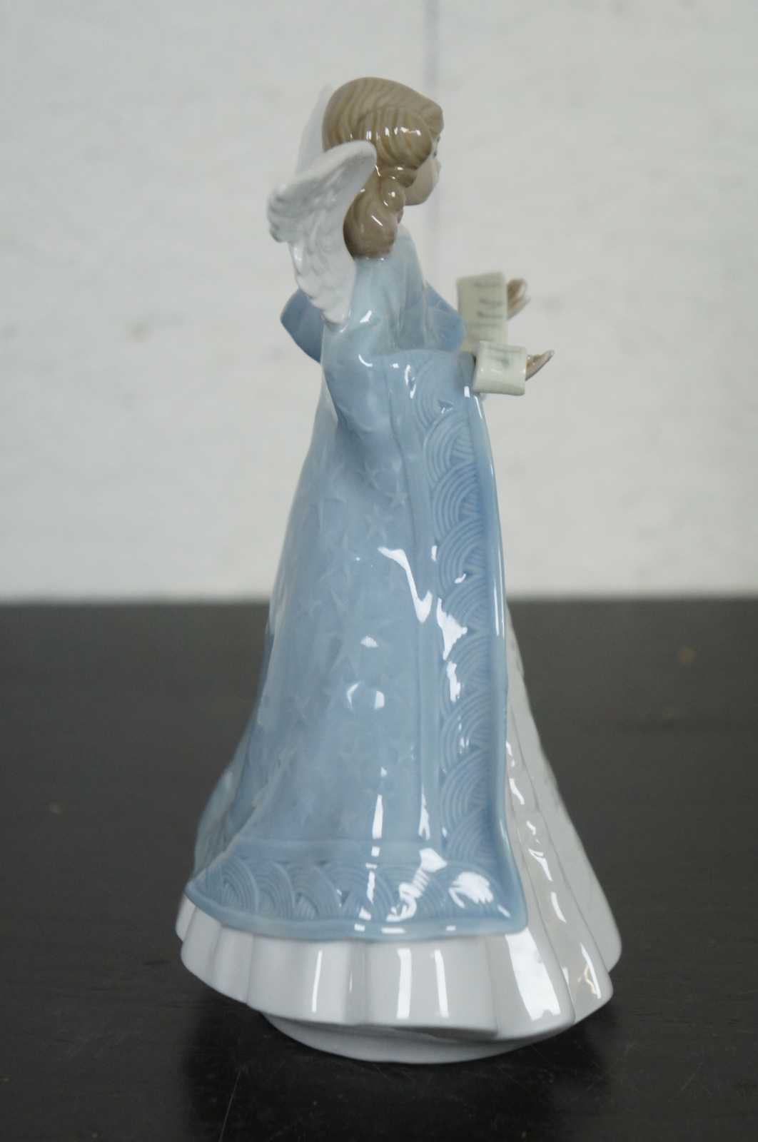 LLADRO リヤドロ LLADR〓 Saint Joseph Nativity Figurine-Iii. Porcelain Saint  Joseph Figure. 人形