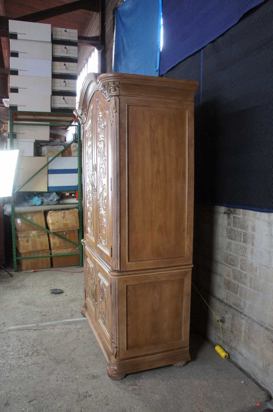 Bernhardt Tuscan Carved Oak Wardrobe Mirrored Armoire Dresser TV ...