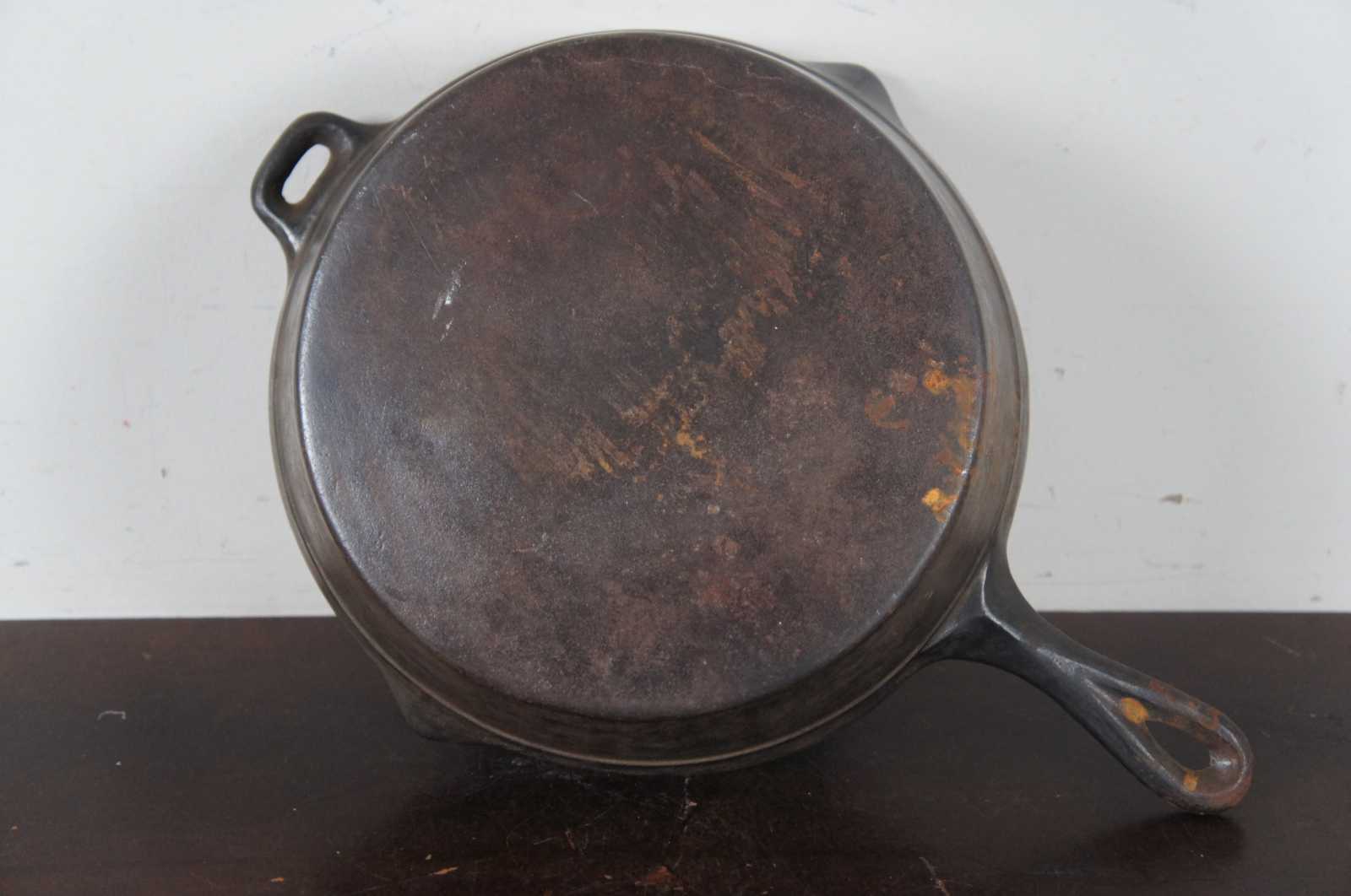 Vintage Unmarked Cast Iron Deep Fry Pan Cooking Pot Handled 16