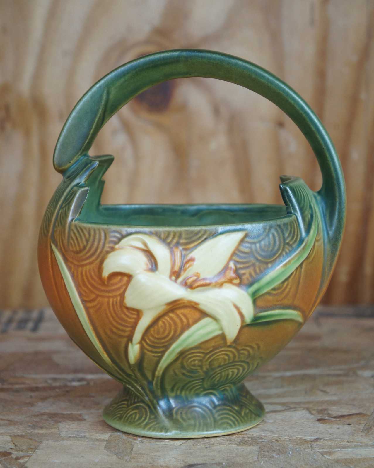 Vintage Roseville USA Art Pottery Zephyr Lily Handled Basket Evergreen ...