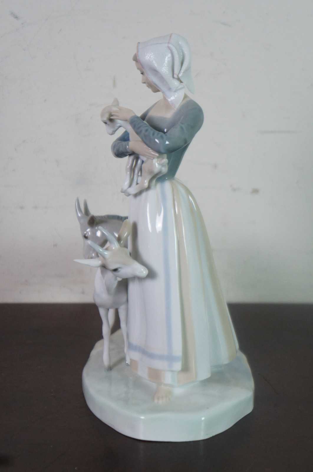 Vintage Lladro Shepherdess Goats Sheep Porcelain Farmhouse Figurine ...