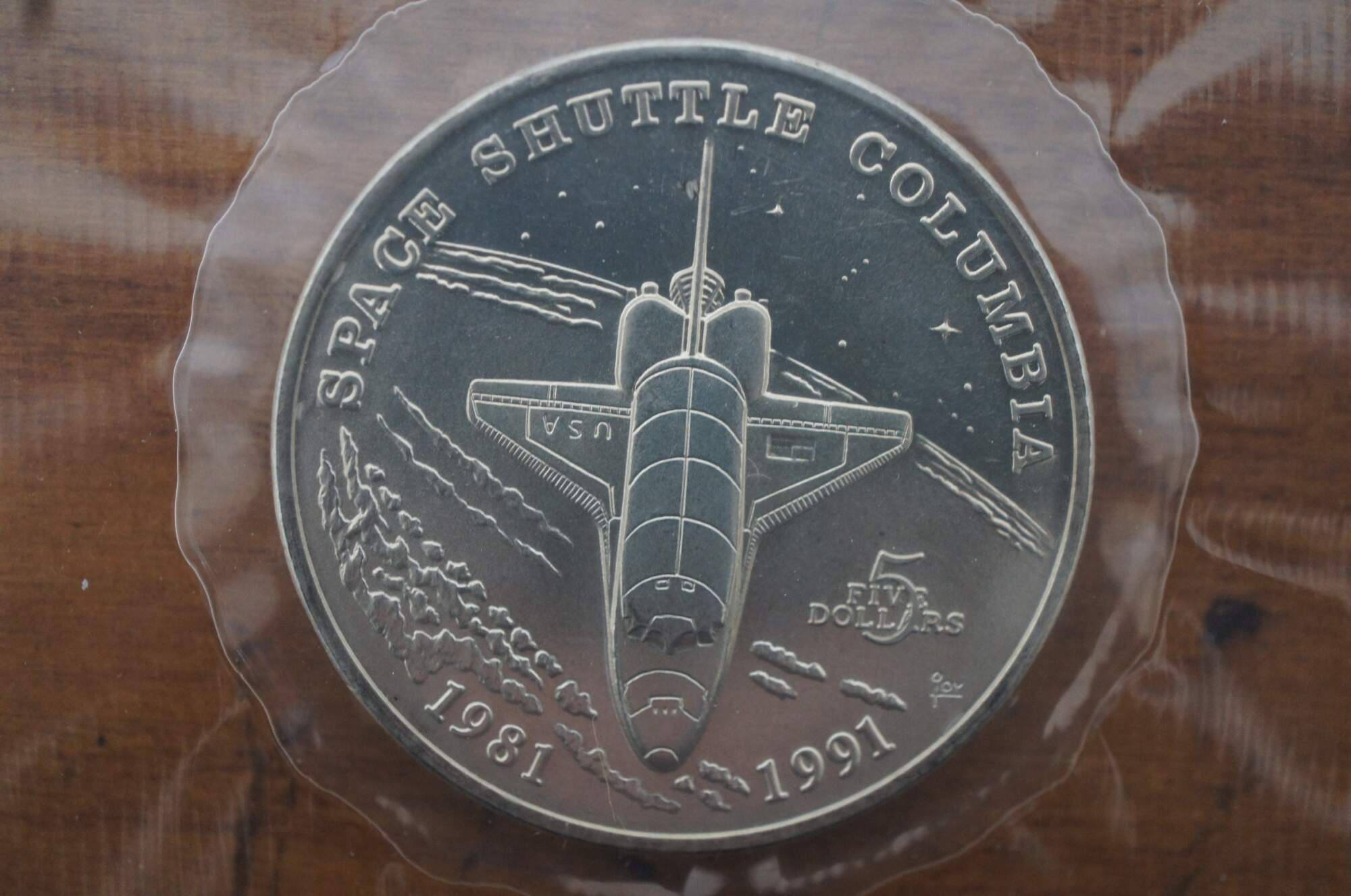 Space Shuttle Columbia 1981-1991 $5 Commemorative Coin Republic of the ...