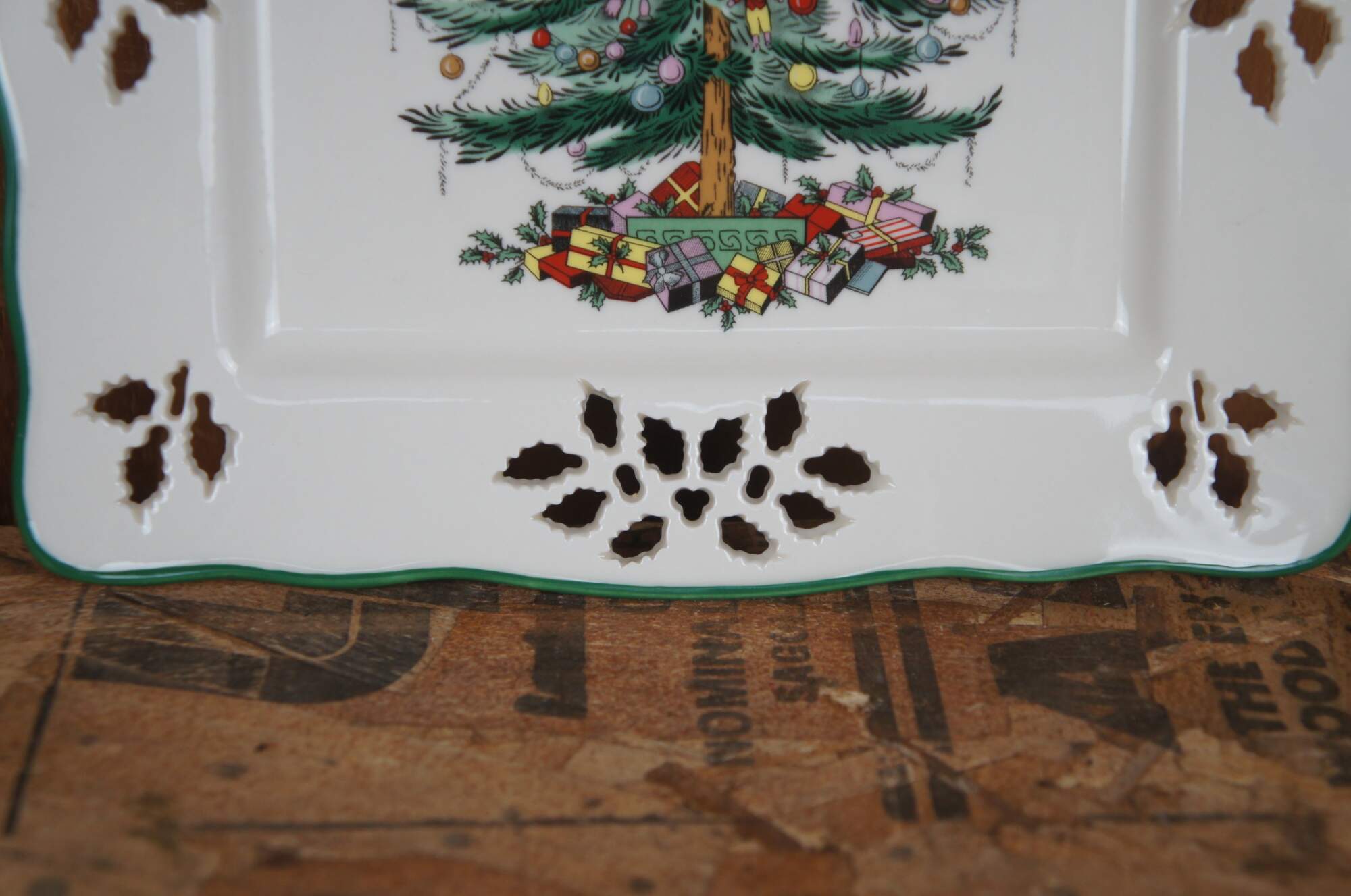 Spode Christmas Tree Square Baking Dish 