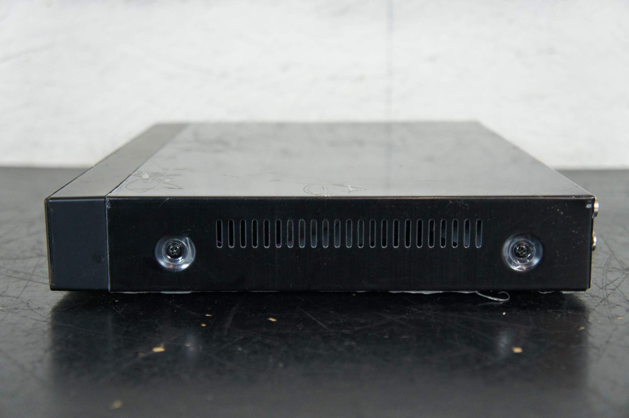 Zmodo h 264 digital video recorder 8 channel model zmd dx san8