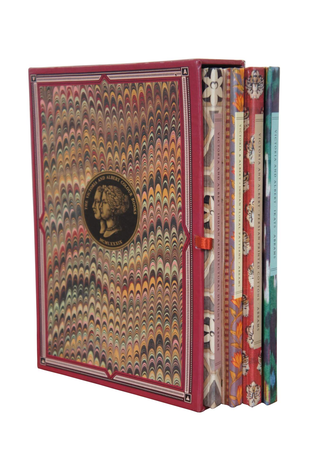 4 Volume 1989 Victoria & Albert Colour Books Patterns & Textiles Box Set  8.5