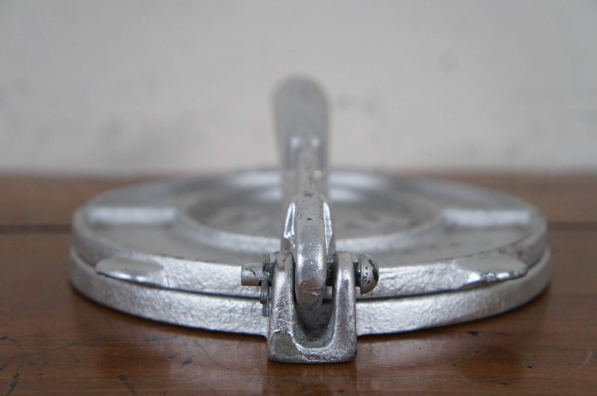 Antique tortilla press cast iron stove top cooker – Wainfleet Trading Post