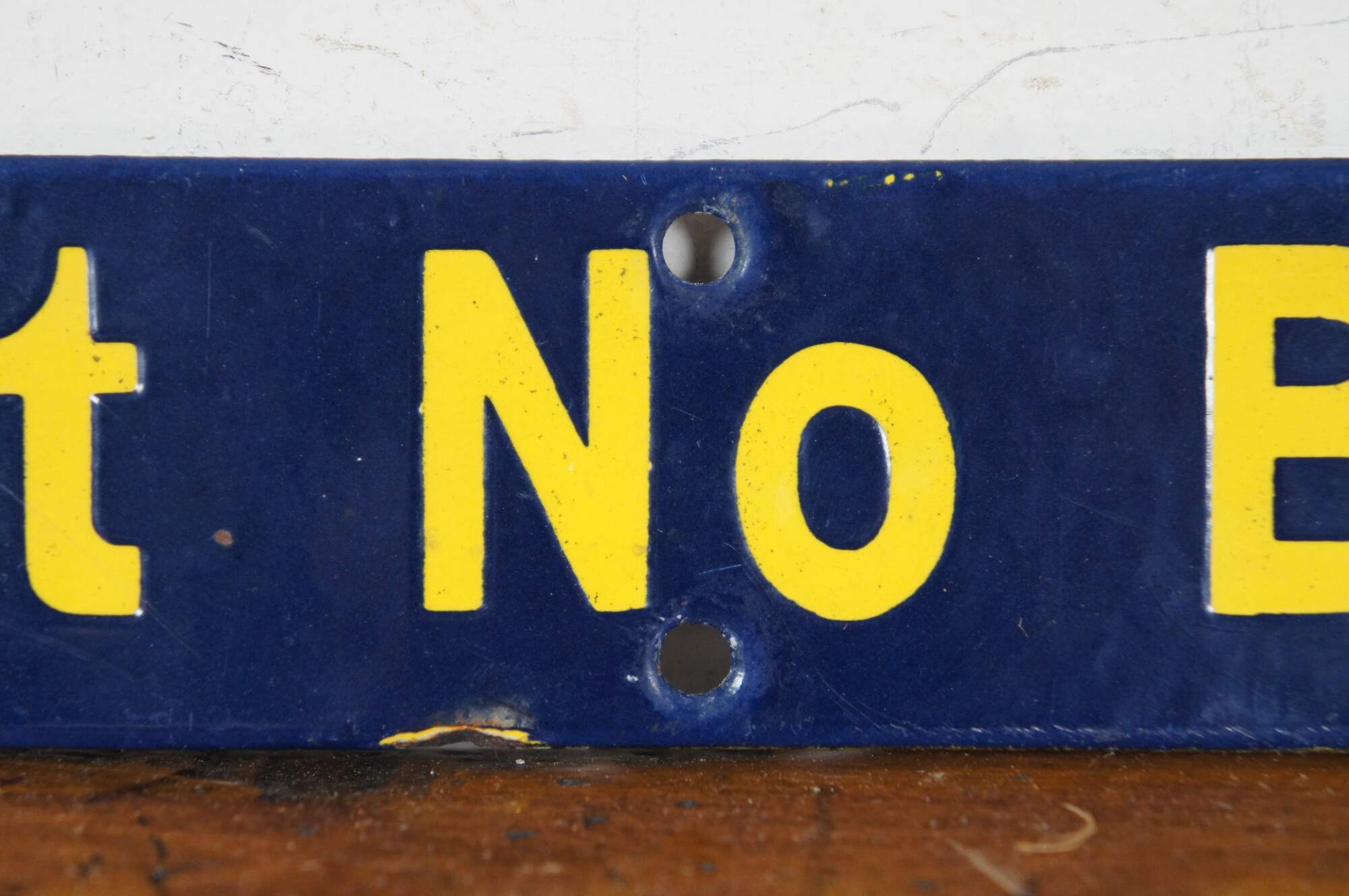 antique-enameled-porcelain-metal-sign-post-no-bills-blue-yellow-painted