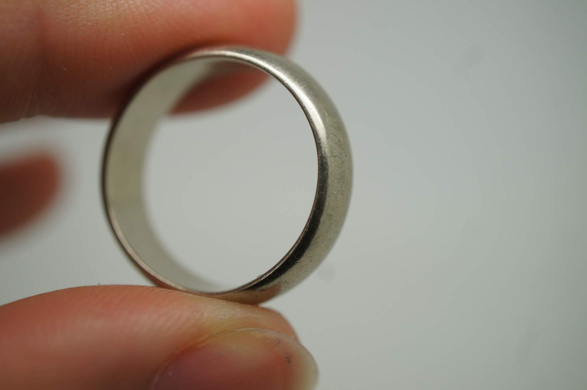 Vintage Premesco PMS 14K White Gold Plain Wedding Band Ring Size