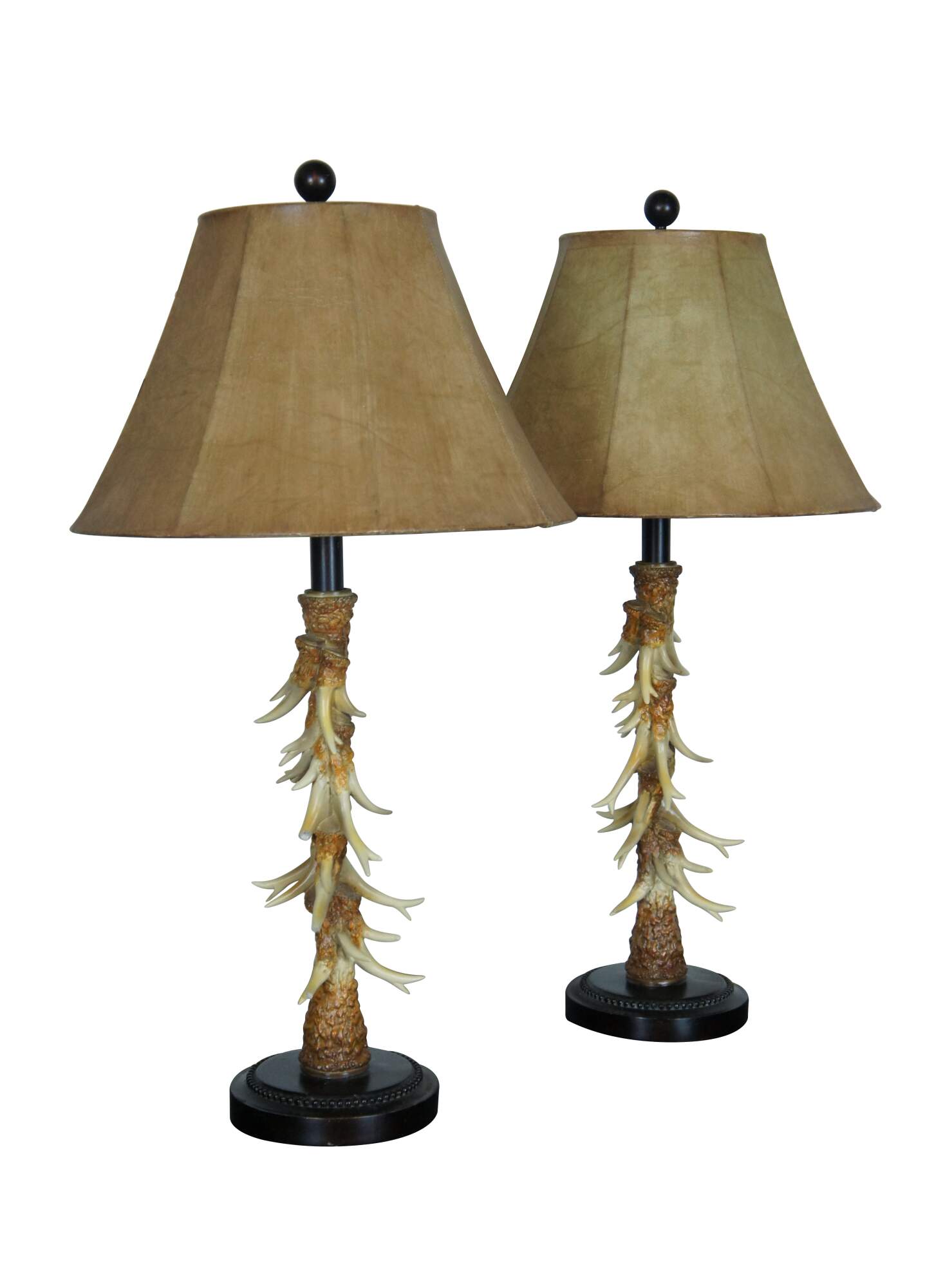 2 Vintage Faux Resin Antler Hunt Cabin Taxidermy Theme Table Lamps 29